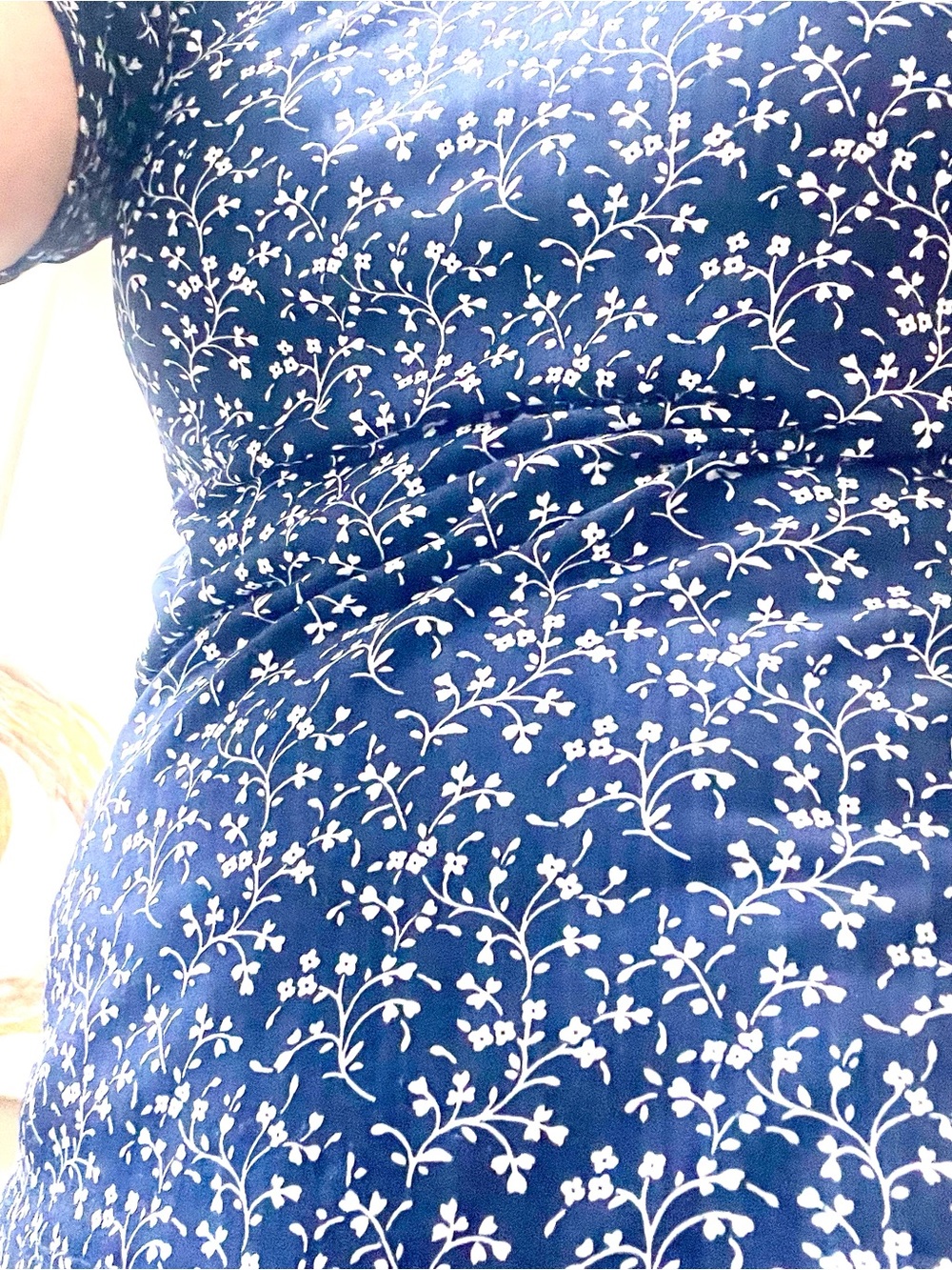 Navy Floral Cece top! No wrinkles- just throw on and go. Washes beautifully.